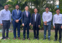 លោក រ៉ុង ឈុន ប្រាប់ទូតអូស្ត្រាលីអំពីបញ្ហារួមតូចនៃសេរីភាពនយោបាយនៅកម្ពុជា