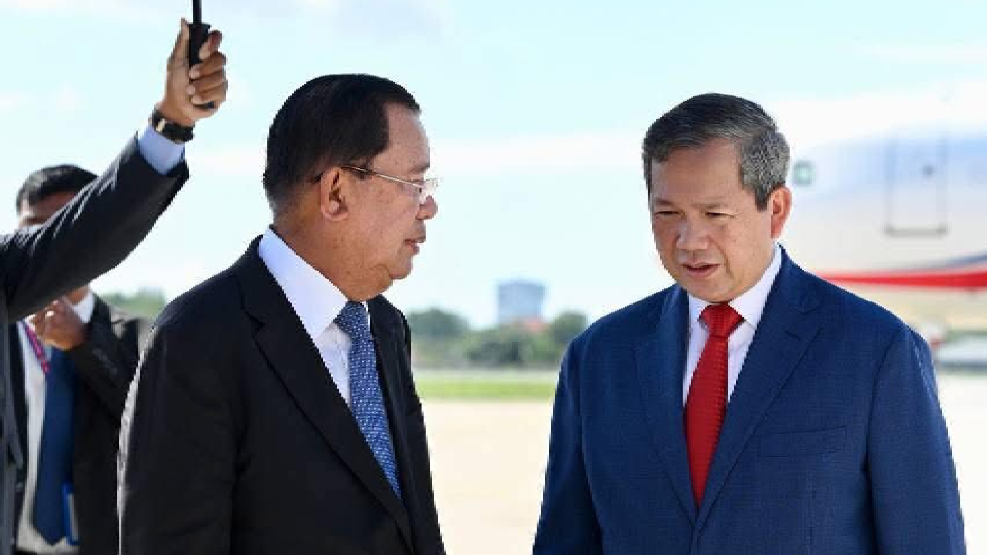 ពលរដ្ឋជំរុញឱ្យរដ្ឋាភិបាលដោះលែងអ្នកទោសមនសិការ និងផ្សះផ្សាជាតិ ដើម្បីប្រមូលកម្លាំងតទល់បរទេសឈ្លានពាន