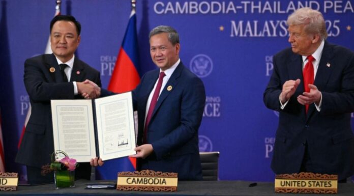 សហរដ្ឋអាមេរិកទទូចឱ្យកម្ពុជា និងថៃឈប់ប្រយុទ្ធគ្នាហើយគោរពកិច្ចព្រមព្រៀងសន្តិភាព