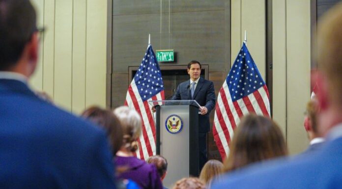 រដ្ឋមន្ត្រីការបរទេសអាមេរិកប្រាប់ថៃឱ្យបញ្ឈប់សកម្មភាពតានតឹងជាក់ស្ដែងតាមព្រំដែនកម្ពុជា