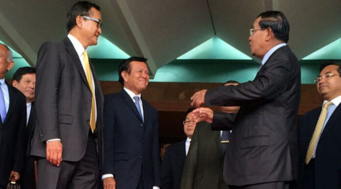 យុវជននិងពលរដ្ឋជំរុញឱ្យមេដឹកនាំក្រុងភ្នំពេញបើកផ្លូវរួបរួមជាតិក្នុងពេលថៃកំពុងឈ្លានពាន