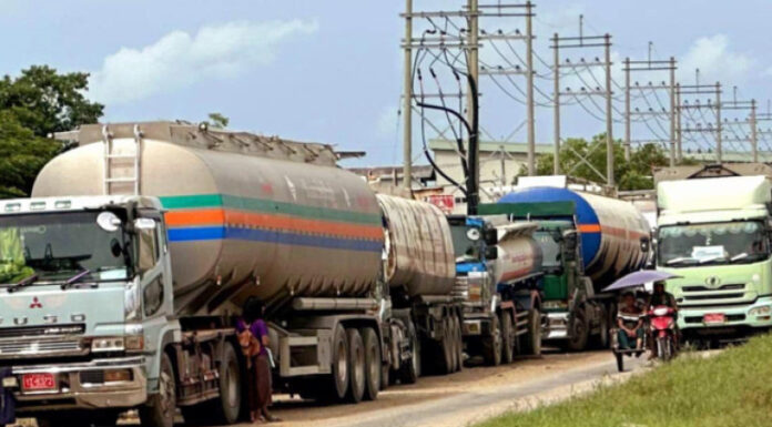 យោធាថៃបញ្ជាឱ្យគ្រប់គ្រងការនាំចេញប្រេងឥន្ធនៈគ្រប់ប្រភេទ ដោយខ្លាចមានការលួចនាំចេញបន្តទៅកម្ពុជា