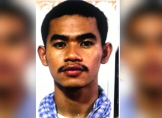 ឪពុកអ្នកទោសមនសិការលោក ធី ថន ថា ការបន្តឃុំខ្លួនកូនប្រុសគឺជាការធ្វើទារុណកម្មផ្លូវចិត្ត