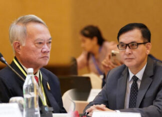 អ្នកឃ្លាំមើលថា ថៃប្រើប្រាស់បញ្ហាមីនជាលេសដើម្បីពន្យារពេលចរចាព្រំដែនជាមួយកម្ពុជា