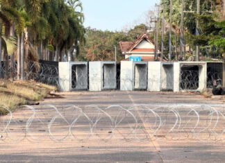 ថៃបដិសេធលិខិតតវ៉ារបស់កម្ពុជារឿងកងទ័ពថៃ ដឹកនាំក្រុមអ្នកអង្កេតបរទេសទៅទស្សនកិច្ចនៅកាស៊ីណូអូរស្មាច់