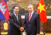 «កម្ពុជានឹងបាត់ដីទៅវៀតណាម» ដោយសារការពន្លឿនបោះបង្គោលព្រំដែនក្នុងពេលកម្ពុជាកំពុងមានវិបត្តិ