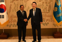 អតីតប្រធានាធិបតីកូរ៉េខាងត្បូង ត្រូវបានតុលាការកាត់ទោសឲ្យជាប់ពន្ធនាគារមួយជីវិត