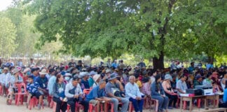 អាជ្ញាធរគំរាមជនភៀសសឹកមិនឱ្យនិយាយពីទុក្ខលំបាកប្រាប់សារព័ត៌មាន