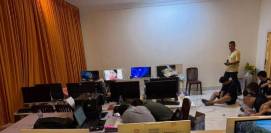 អាជ្ញាធរមិនបានចាប់ខ្លួនមេខ្លោងធំៗដាក់គុកក្នុងពេលចុះបង្ក្រាបទីតាំងអគារឆបោកតាមអនឡាញ