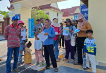 ពលរដ្ឋមានជម្លោះដីធ្លីជាមួយក្រុមហ៊ុនរបស់លោក គិត ម៉េង ស្នើឲ្យអាជ្ញាធរខេត្តកោះកុងជួយរកដំណោះស្រាយ