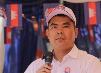 មន្ត្រីគណបក្សប្រឆាំងលោក ខឿន វីរ៉ាត់ ត្រូវសមត្ថកិច្ចក្រុងភ្នំពេញចាប់ខ្លួនសាជាថ្មី