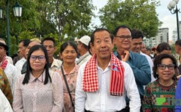 មេធាវី លោក រ៉ុង ឈុន ស្នើតុលាការបញ្ជាក់ពីការបញ្ចប់ការត្រួតពិនិត្យតាមផ្លូវតុលាការ