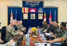 អ្នកឃ្លាំមើលគាំទ្រជំហរអាមេរិកដែលត្រៀមធ្វើសមយុទ្ធយោធាជាមួយកម្ពុជាឡើងវិញនៅឆ្នាំ២០២៧