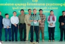 ពលរដ្ឋខេត្តកំពង់ធំស្នើលោក ហ៊ុន ម៉ាណែត ជួយរកដំណោះស្រាយបញ្ហាវិវាទដីធ្លីឲ្យបានសមរម្យ