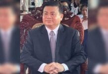 រឿងអាស្រូវសន្លឹកទិដ្ឋាការបង្ហាញពីចន្លោះប្រហោងក្នុងប្រព័ន្ធប្រឆាំងអំពើពុករលួយរបស់កម្ពុជា