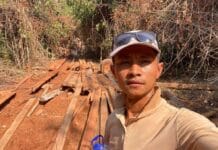 លោក ម៉ា ចិត្រា និងសហគមន៍ព្រៃឡង់ត្រៀមភស្តុតាងឲ្យក្រសួងបរិស្ថានដើម្បីចាប់ជនល្មើស និងមន្ត្រីពុករលួយ