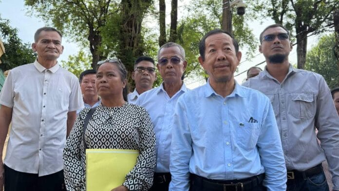 អ៊ុក ពេជ្រសំណាង