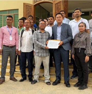 សហជីពដាក់ញត្តិសុំដំឡើងប្រាក់ឧបត្ថម្ភការធ្វើដំណើរ៨ដុល្លារបន្ថែមដល់កម្មករវិស័យកាត់ដេរ