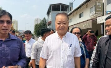 មេបក្សភ្លើងទៀនលោក ទាវ វណ្ណុល បន្តចាញ់ក្ដីរដ្ឋាភិបាលនៅសាលាឧទ្ធរណ៍