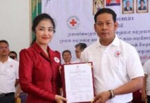 មេឃុំនៅកោះកុង និងបក្ខពួកត្រូវចាប់ខ្លួនពីបទស៊ីសំណូក និងធ្វើកន្លែងឆបោកតាមអនឡាញ