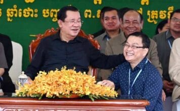 មហាជនរិះគន់លោក សូ ណារ៉ូ រឿងចោទពលរដ្ឋក្បត់ជាតិដែលនិយាយរឿងបាត់ដីទៅថៃ